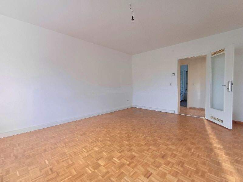 ***traumhaft sanierte 3ZiWhg. mit BALKON 3 zimmer
