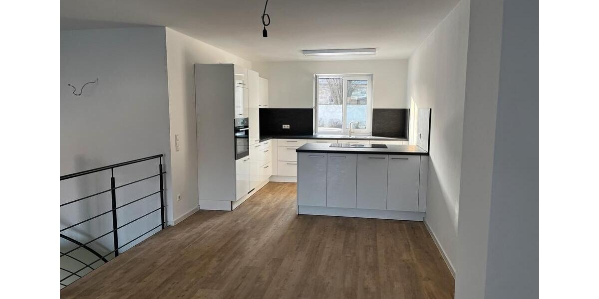 Maisonettenwohnung Göppingen Faurndau - 4 Zimmer, 145 m&sup2;, 1.380&euro; | Angebot:26694109