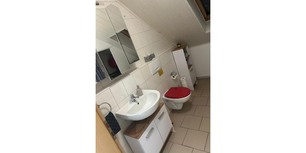 Dachgeschoßwohnung Westoverledingen - 2 Zimmer, 80 m&sup2;, 550&euro; | Angebot:24838994