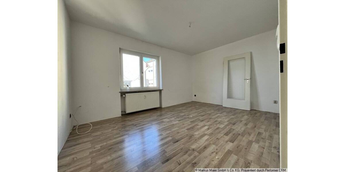 Etagenwohnung Dorfen - 4 Zimmer, 90 m&sup2;, 1.030&euro; | Angebot:26093734