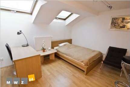 Zimmer Düsseldorf - 1 Zimmer, 920&euro; | Angebot:26189093