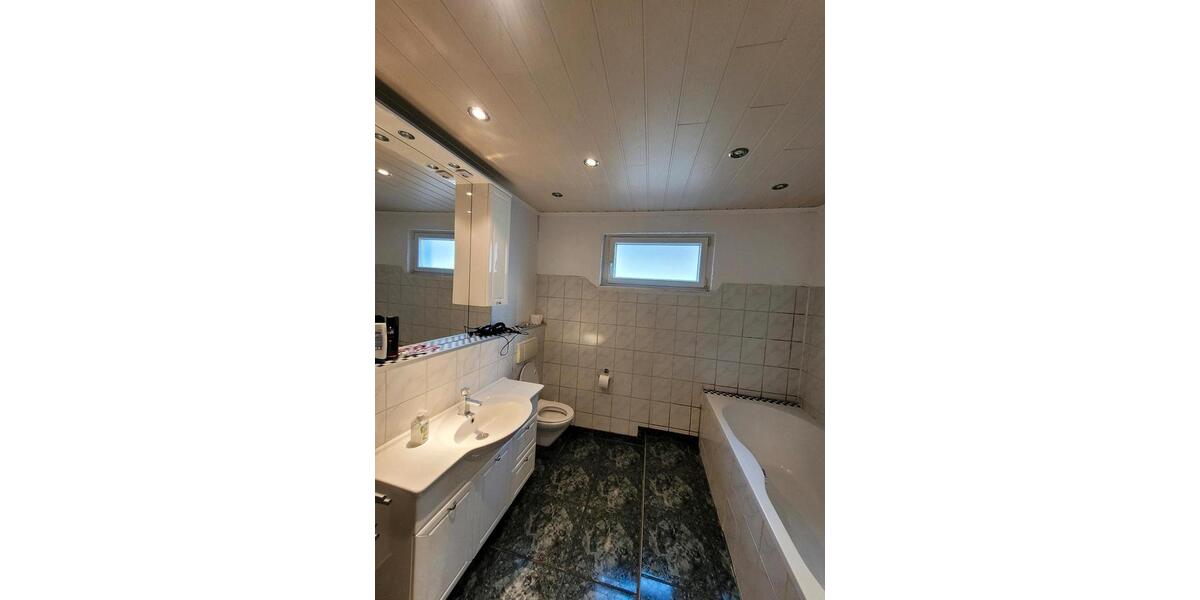 Erdgeschoßwohnung Lampertheim - 2 Zimmer, 55 m&sup2;, 700&euro; | Angebot:25552237