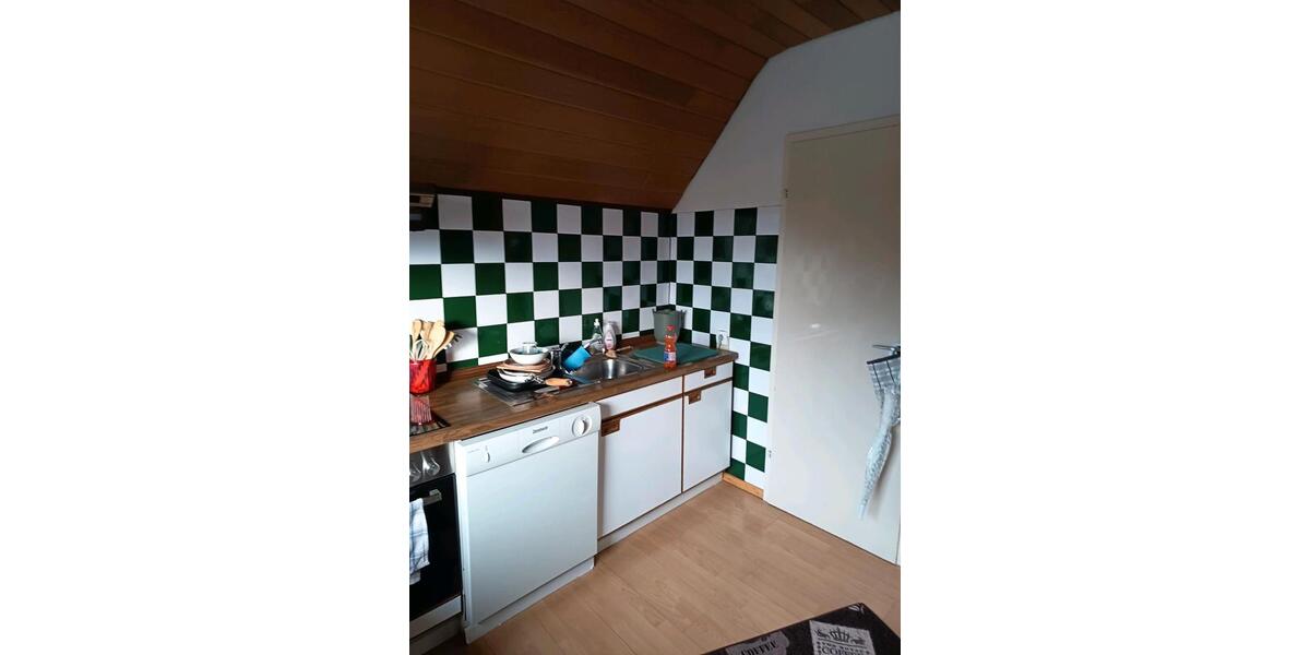Dachgeschoßwohnung Lauffen am Neckar - 3.5 Zimmer, 80 m&sup2;, 850&euro; | Angebot:26483171