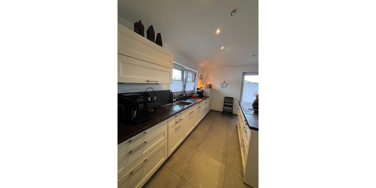 Dachgeschoßwohnung Uelsen - 5 Zimmer, 145 m&sup2;, 1.550&euro; | Angebot:26182591