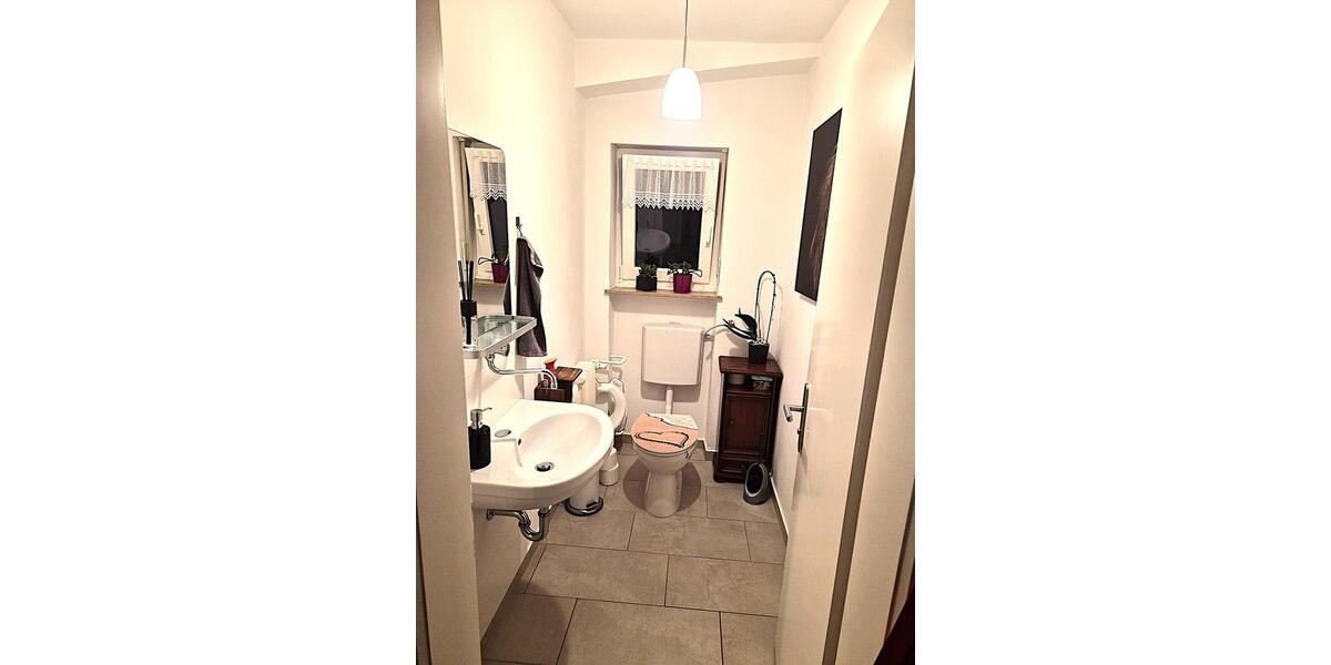 Erdgeschoßwohnung München Feldmoching-Hasenbergl - 5 Zimmer, 80 m&sup2;, 1.700&euro; | Angebot:25830810