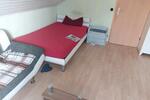 Dachgeschoßwohnung Neutraubling - 1 Zimmer, 25 m&sup2;, 450&euro; | Angebot:26196386