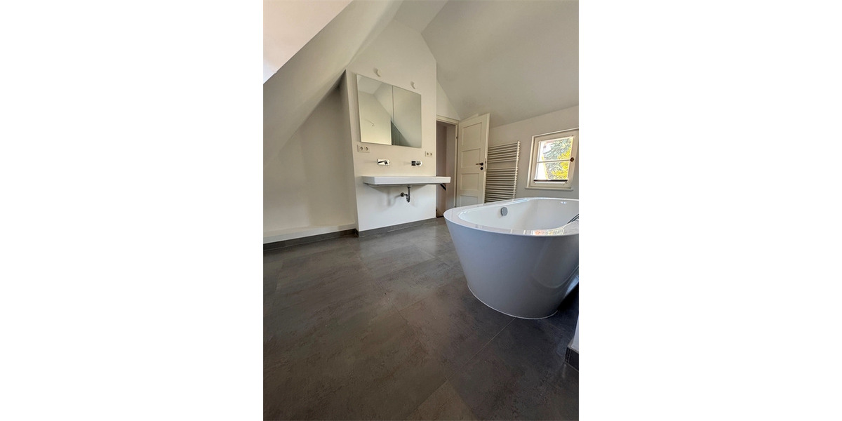 Einfamilienhaus Berlin Tegel - 4 Zimmer, 129 m&sup2;, 2.625&euro; | Angebot:26293121