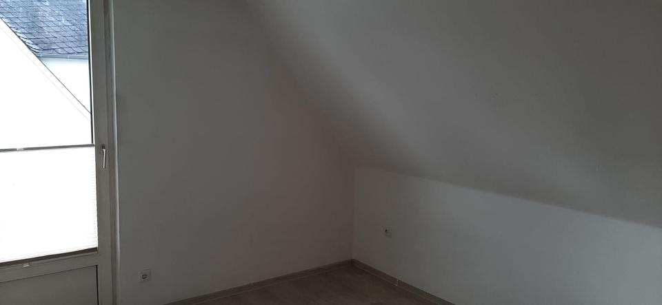 Dachgeschoßwohnung Bitburg - 4 Zimmer, 50 m&sup2;, 790&euro; | Angebot:24701391