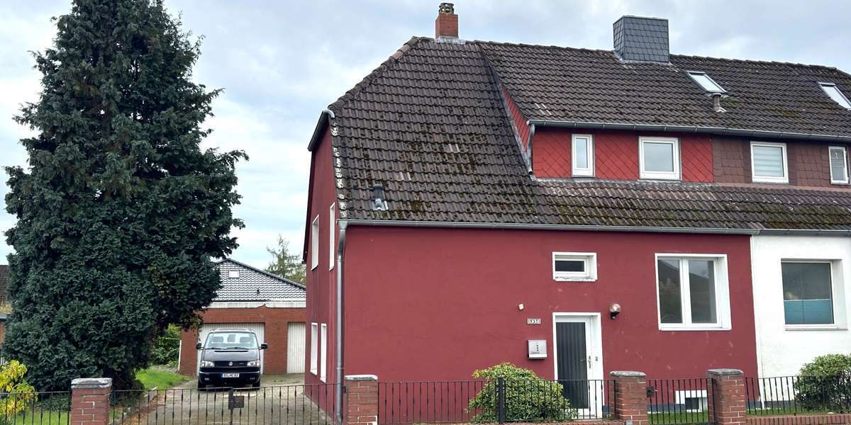 Haus zum Mieten in Peine 720 € 85.68 m² 4 zimmer