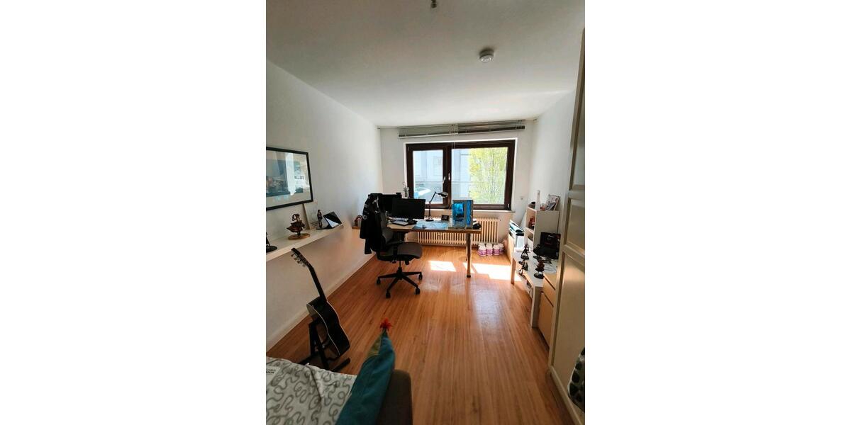 Wohnen auf Zeit Bremerhaven Mitte - 4 Zimmer, 17 m&sup2;, 330&euro; | Angebot:26502274