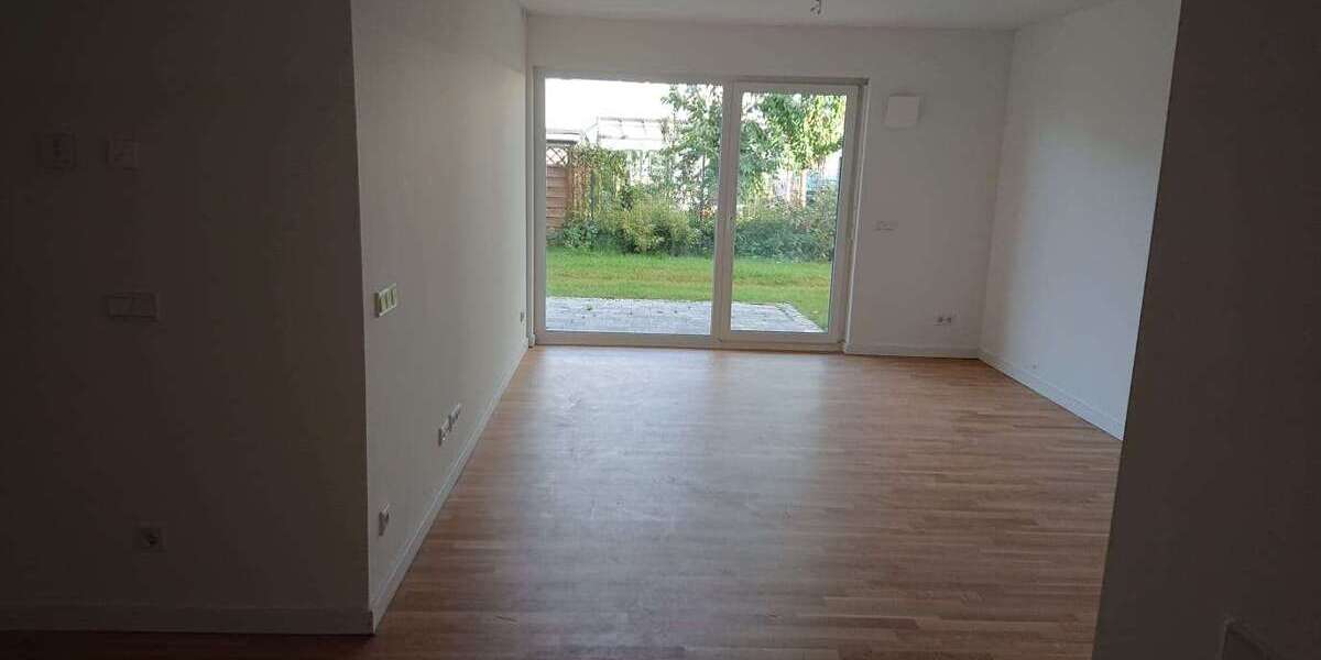 Etagenwohnung Bestensee - 4 Zimmer, 105 m&sup2;, 1.470&euro; | Angebot:23187991