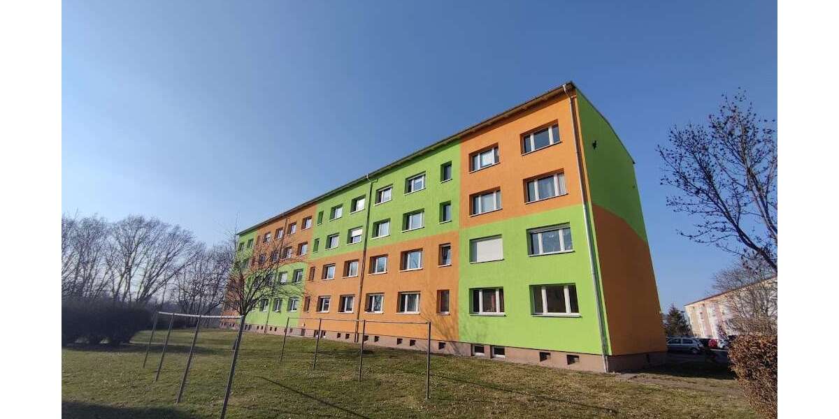 Etagenwohnung Zwenkau - 3 Zimmer, 63 m&sup2;, 462&euro; | Angebot:27116122