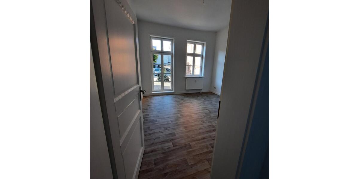 Erdgeschoßwohnung Parchim - 1 Zimmer, 32 m&sup2;, 290&euro; | Angebot:23807885
