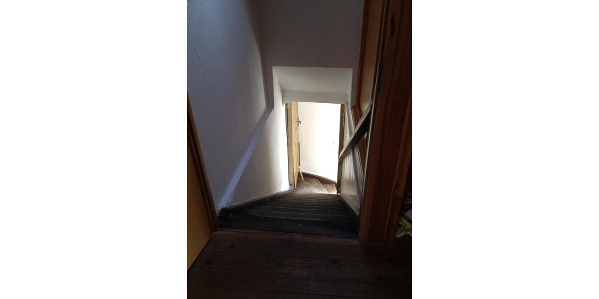 Dachgeschoßwohnung Werneck - 4 Zimmer, 120 m&sup2;, 720&euro; | Angebot:24532038