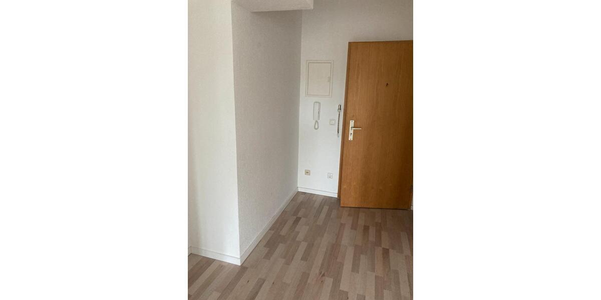 Dachgeschoßwohnung Freital - 2 Zimmer, 52 m&sup2;, 456&euro; | Angebot:13184124