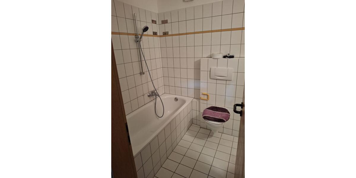 Erdgeschoßwohnung Bad Wildungen - 2 Zimmer, 53 m&sup2;, 345&euro; | Angebot:24976665