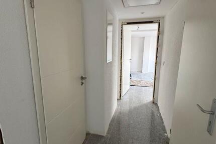 Gemütlich klimatisierte 2ZKB Dachgeschosswohnung zimmer