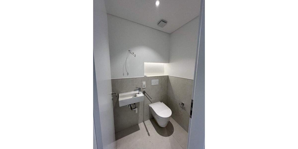 Etagenwohnung Paderborn Kernstadt - 2 Zimmer, 98 m&sup2;, 1.400&euro; | Angebot:24700558