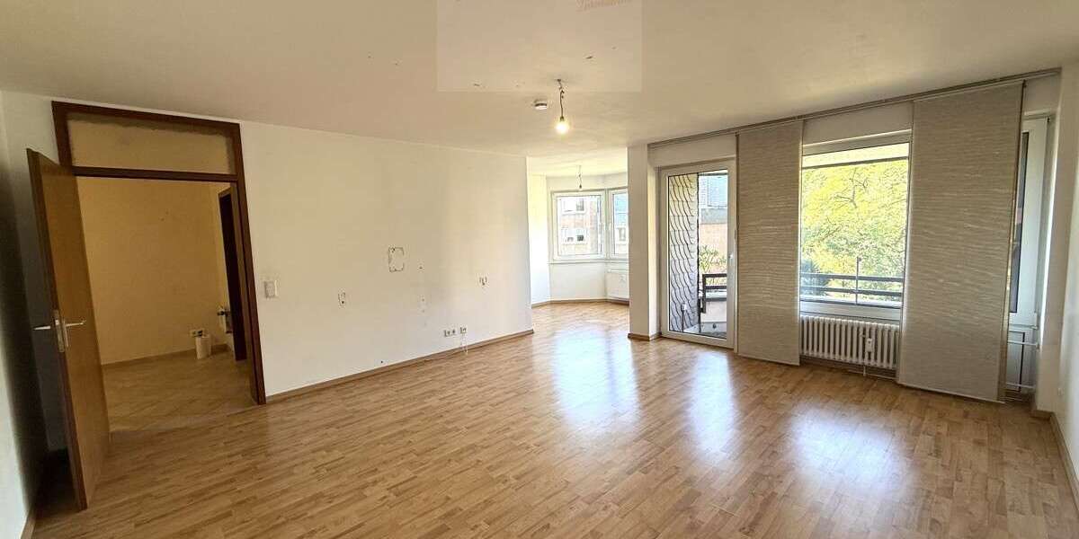 Etagenwohnung Erkrath - 3 Zimmer, 94 m&sup2;, 1.050&euro; | Angebot:27658616