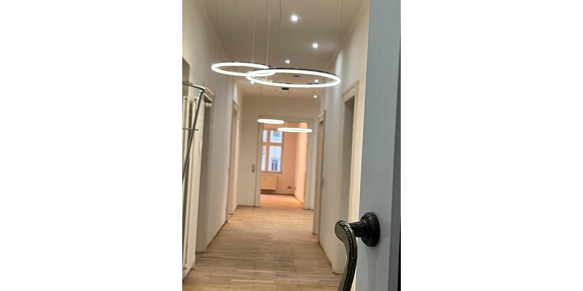 Erdgeschoßwohnung Neunkirchen - 5 Zimmer, 245 m&sup2;, 1.800&euro; | Angebot:24737206