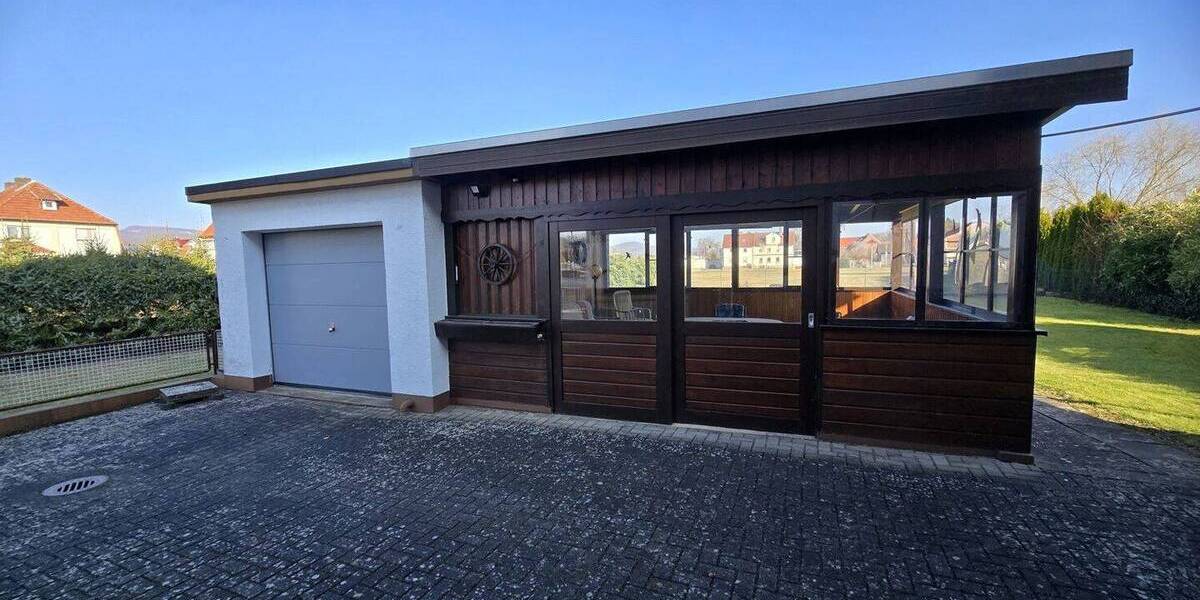 Einfamilienhaus Eschwege Niederhone - 7 Zimmer, 140 m&sup2;, 870&euro; | Angebot:25985105
