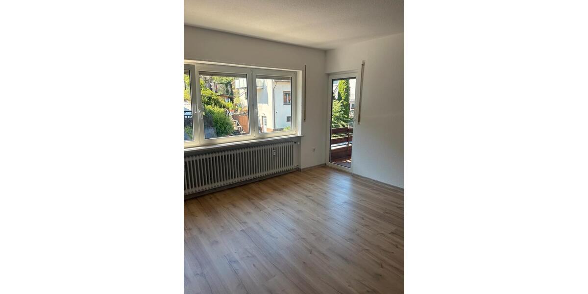 Etagenwohnung Queidersbach - 3 Zimmer, 85 m&sup2;, 600&euro; | Angebot:25892171