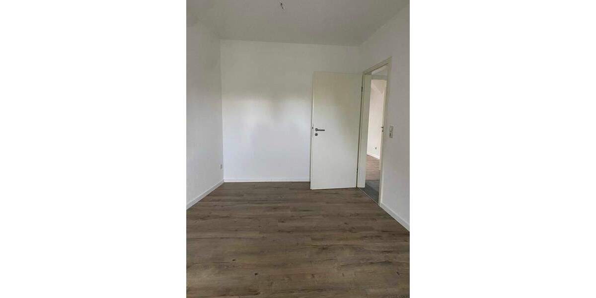 Etagenwohnung Frankenberg Frankenberg - 3 Zimmer, 56 m&sup2;, 310&euro; | Angebot:24529970