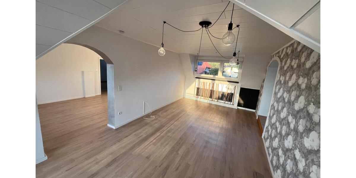 Etagenwohnung Ochtendung - 4 Zimmer, 112 m&sup2;, 900&euro; | Angebot:24806073
