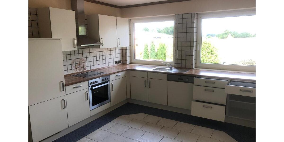 Dachgeschoßwohnung Wagenfeld - 6 Zimmer, 180 m&sup2;, 950&euro; | Angebot:24612960