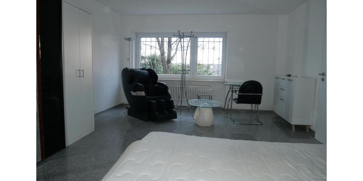 Nur für Wochenendheimfahrerinnen 1 Zimmer in Warthausen 1 zimmer