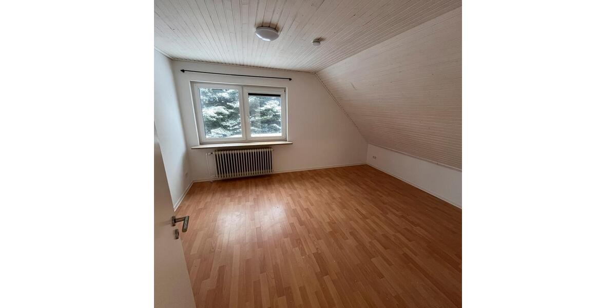 Dachgeschoßwohnung Oeversee - 2 Zimmer, 60 m&sup2;, 700&euro; | Angebot:24847467