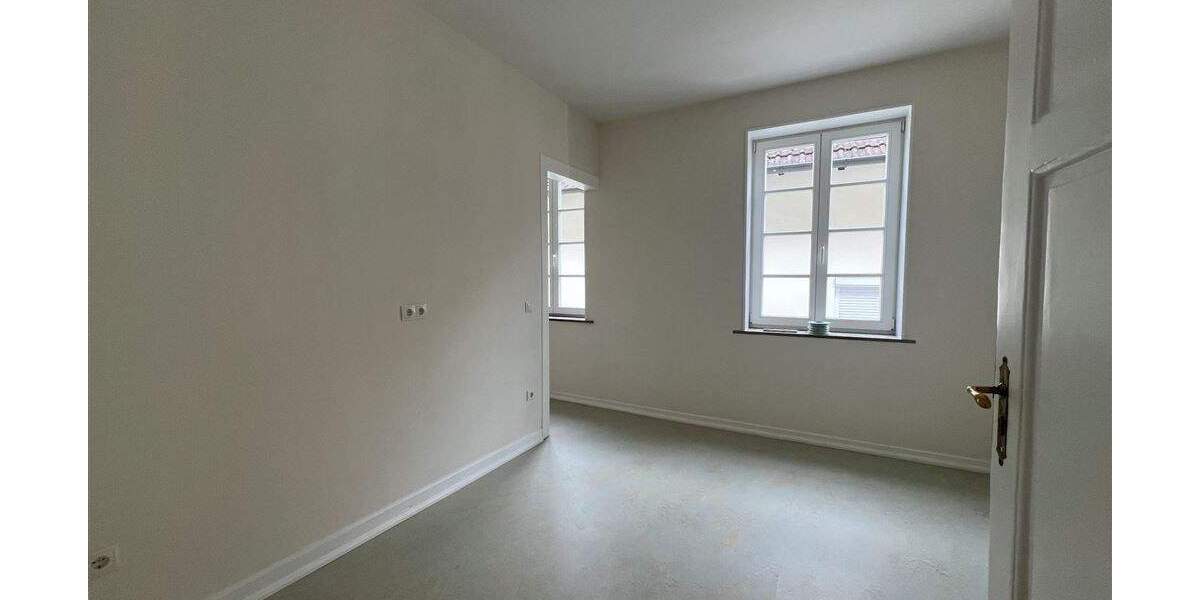 Etagenwohnung Beverungen - 4 Zimmer, 142 m&sup2;, 690&euro; | Angebot:24037556