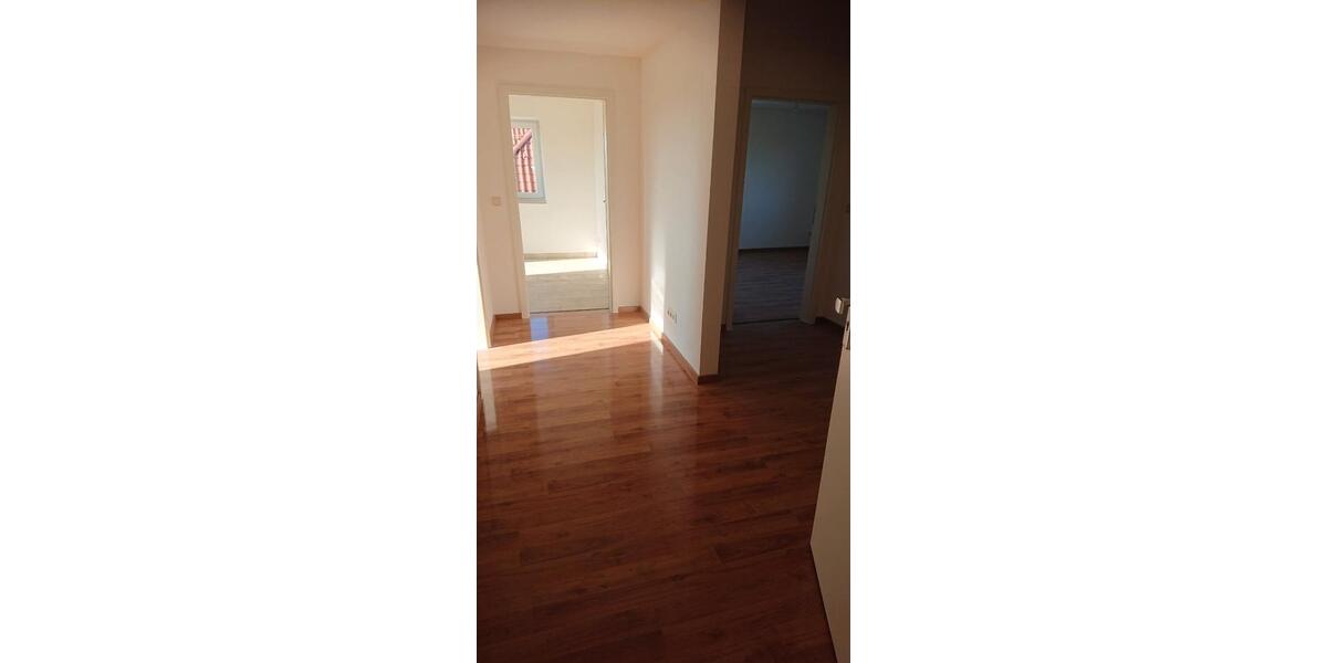 Etagenwohnung Großenhain - 3 Zimmer, 83 m&sup2;, 650&euro; | Angebot:26041886