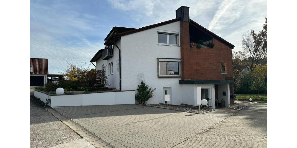Etagenwohnung Hilpoltstein - 6 Zimmer, 270 m&sup2;, 1.650&euro; | Angebot:23386174