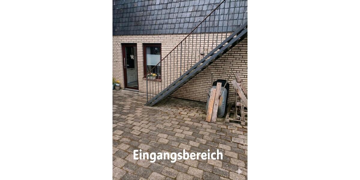 Dachgeschoßwohnung Wardenburg - 3 Zimmer, 140 m&sup2;, 850&euro; | Angebot:26136450