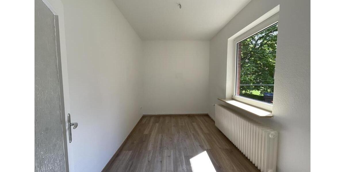 Etagenwohnung Wilhelmshaven Aldenburg - 3 Zimmer, 63 m&sup2;, 449&euro; | Angebot:26639303