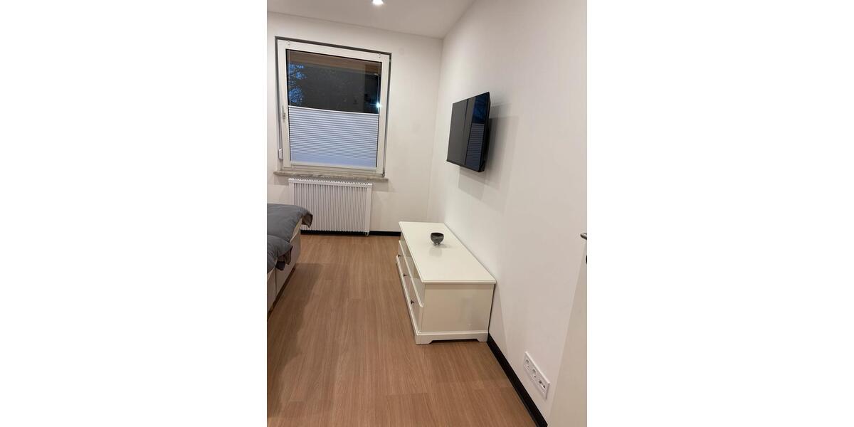 Wohnen auf Zeit Emmerthal - 3 Zimmer, 70 m&sup2;, 20&euro; | Angebot:26043076