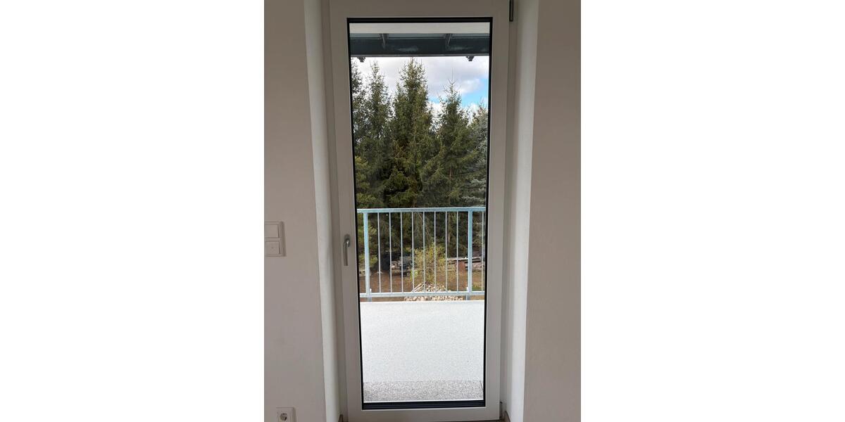 Erdgeschoßwohnung Pulsnitz - 3 Zimmer, 73 m&sup2;, 766&euro; | Angebot:26051539