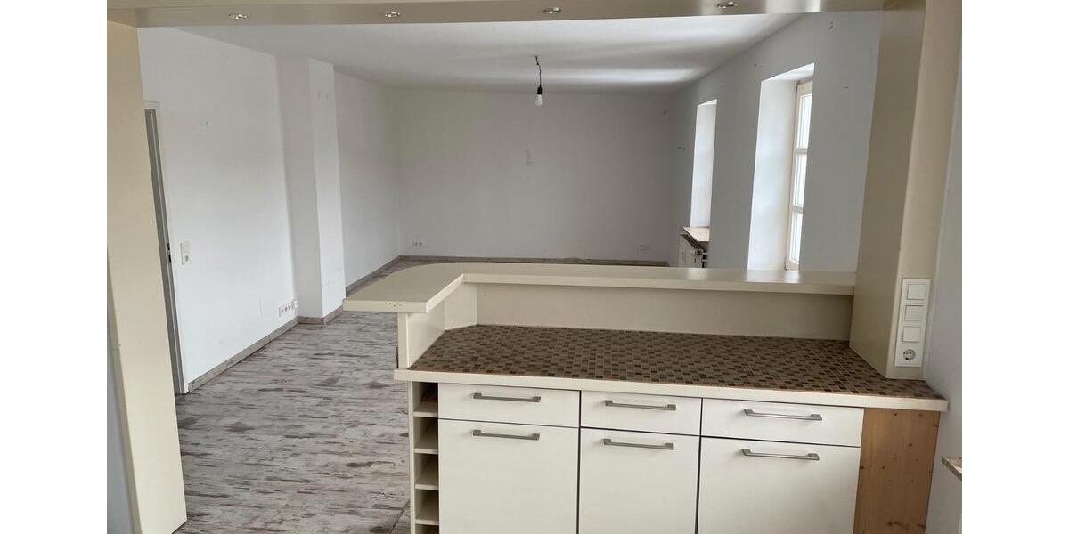 Dachgeschoßwohnung Lüdenscheid - 3.5 Zimmer, 88 m&sup2;, 700&euro; | Angebot:26548250