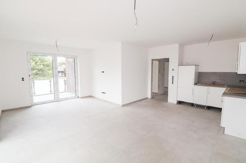 ERSTBEZUG! Hochwertige 3-Zimmer-Wohnung in zentraler Lage von Varel-Obenstrohe zu vermieten