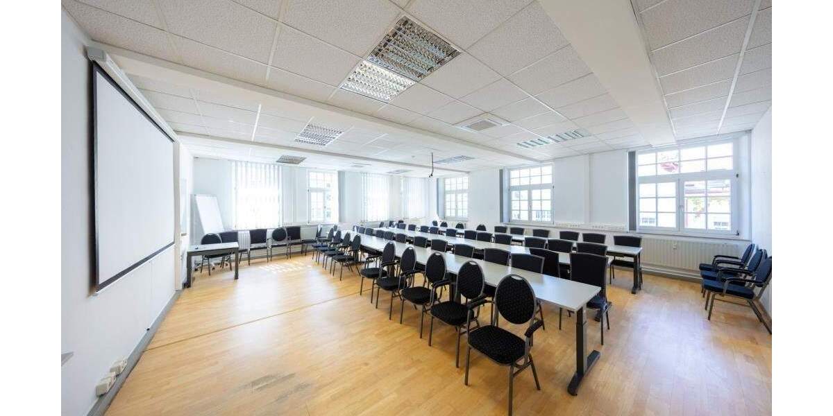 Gewerbeobjekt Nürnberg Schafhof - 6 Zimmer, 242 m&sup2;, 1.936&euro; | Angebot:25709916