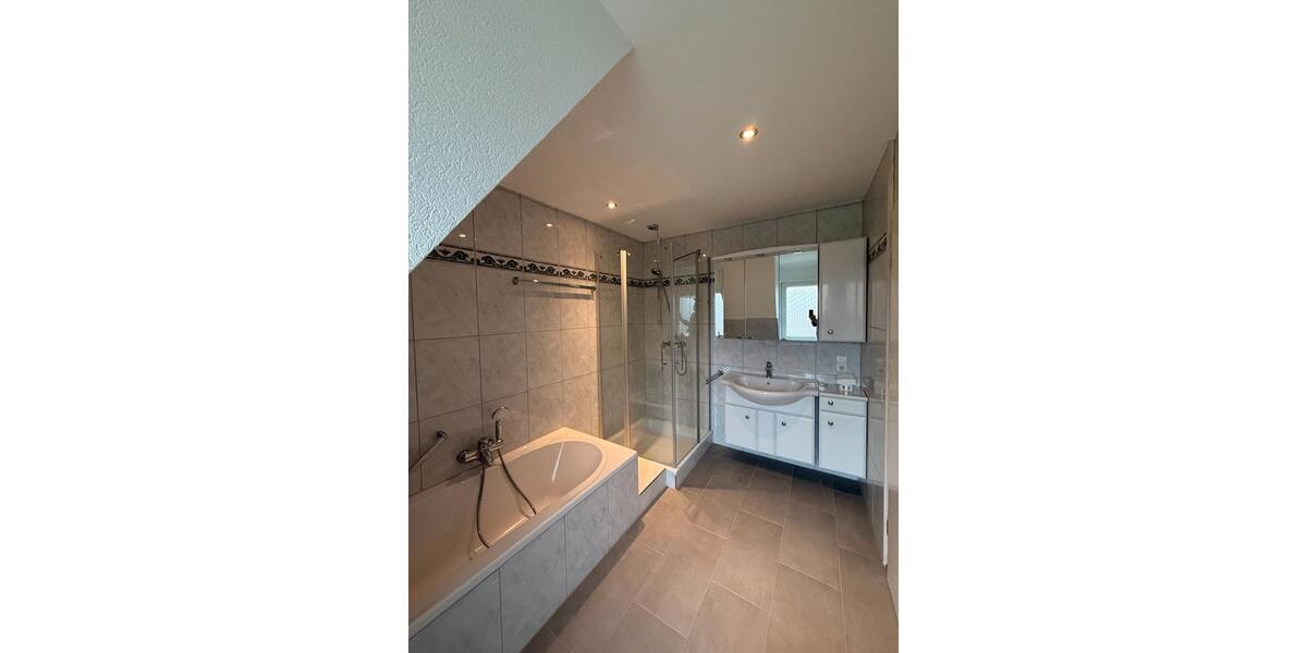 Etagenwohnung Diepholz - 3 Zimmer, 85 m&sup2;, 750&euro; | Angebot:26576112