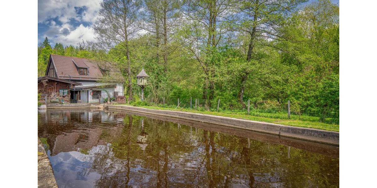 Einfamilienhaus Berg - 5 Zimmer, 130 m&sup2;, 4.250&euro; | Angebot:24715178