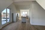 Dachgeschoßwohnung Frankfurt am Main Bergen-Enkheim - 3 Zimmer, 123 m&sup2;, 2.490&euro; | Angebot:26619782