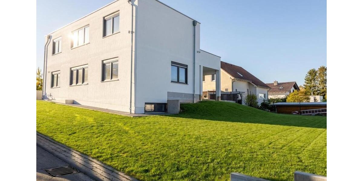 Einfamilienhaus Habichtswald - 6.5 Zimmer, 283 m&sup2;, 2.830&euro; | Angebot:25138264