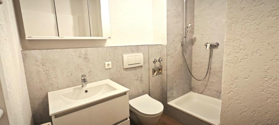 Etagenwohnung Sulzbach (Saar) - 1 Zimmer, 33 m&sup2;, 590&euro; | Angebot:26579916