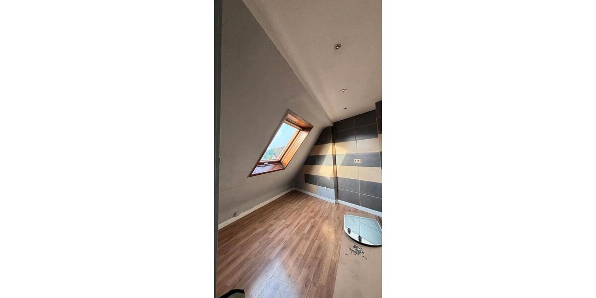 Dachgeschoßwohnung Birkenau - 3 Zimmer, 90 m&sup2;, 950&euro; | Angebot:26701066