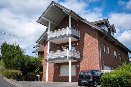 Wohnung Kirchen (Sieg) - 3 Zimmer, 86 m&sup2;, 735&euro; | Angebot:25143944