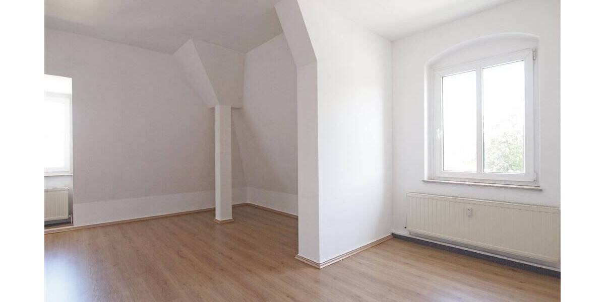 Etagenwohnung Frankenberg - 2 Zimmer, 81 m&sup2;, 399&euro; | Angebot:25821056