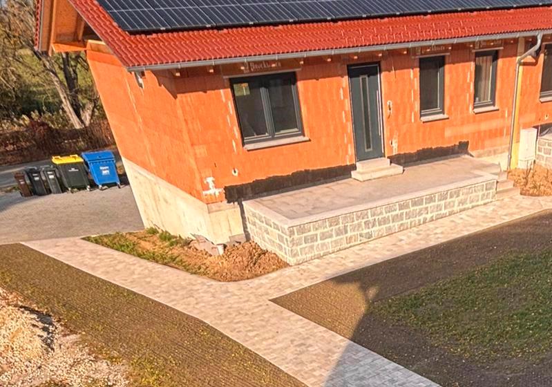 Hochparterre Landau an der Isar - 3 Zimmer, 81 m&sup2;, 866&euro; | Angebot:25933642